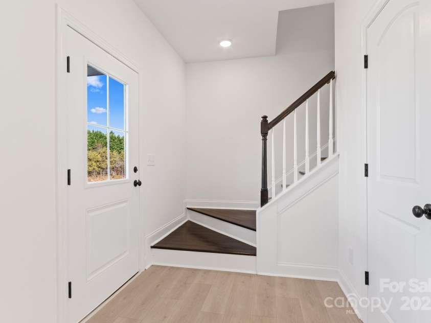 73 Walnut Springs Drive, Asheville, NC 28804.  MLS# CAR4204864, YatesRealty ID 15471. 