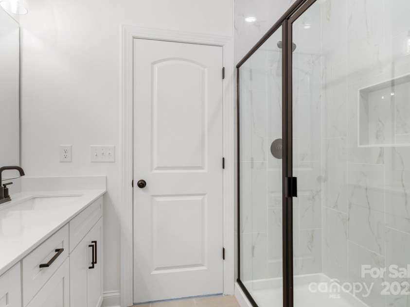 73 Walnut Springs Drive, Asheville, NC 28804.  MLS# CAR4204864, YatesRealty ID 15471. 