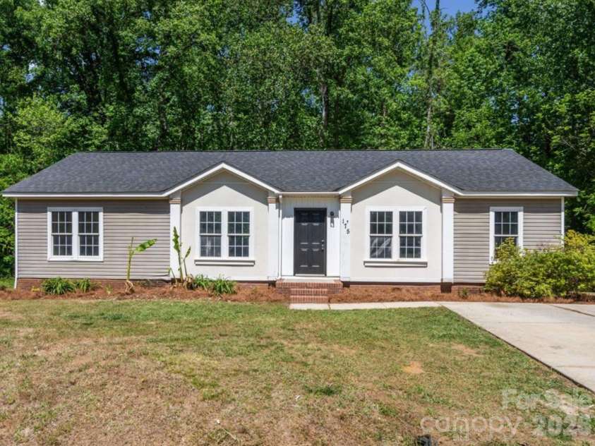 175 Fallsworth Court, Salisbury, NC 28147.  MLS# CAR4373522, YatesRealty ID 15472. 
