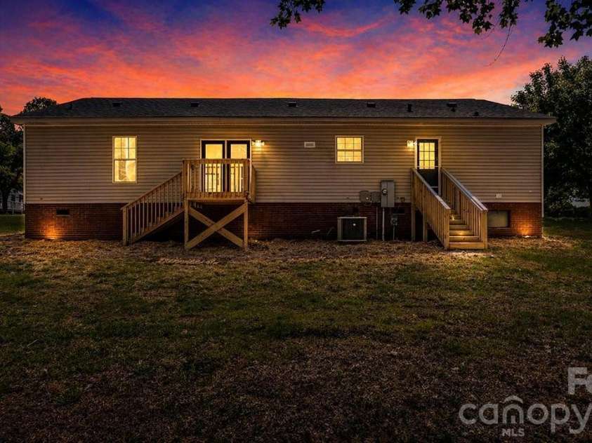 175 Fallsworth Court, Salisbury, NC 28147.  MLS# CAR4373522, YatesRealty ID 15472. 