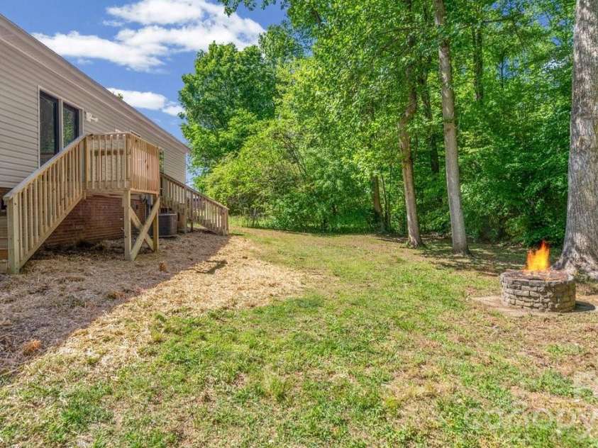 175 Fallsworth Court, Salisbury, NC 28147.  MLS# CAR4373522, YatesRealty ID 15472. 