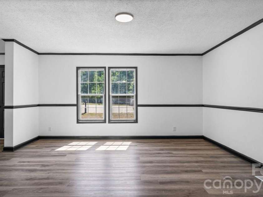 175 Fallsworth Court, Salisbury, NC 28147.  MLS# CAR4373522, YatesRealty ID 15472. Dining Room 