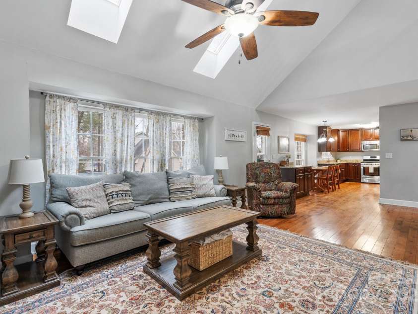 401 Silver Maple Court, Fletcher, NC 28732.  MLS# CAR4225448, YatesRealty ID 15472. 