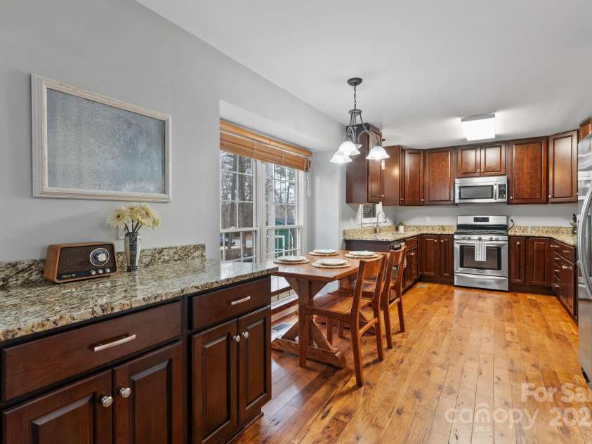 401 Silver Maple Court, Fletcher, NC 28732.  MLS# CAR4225448, YatesRealty ID 15472. 