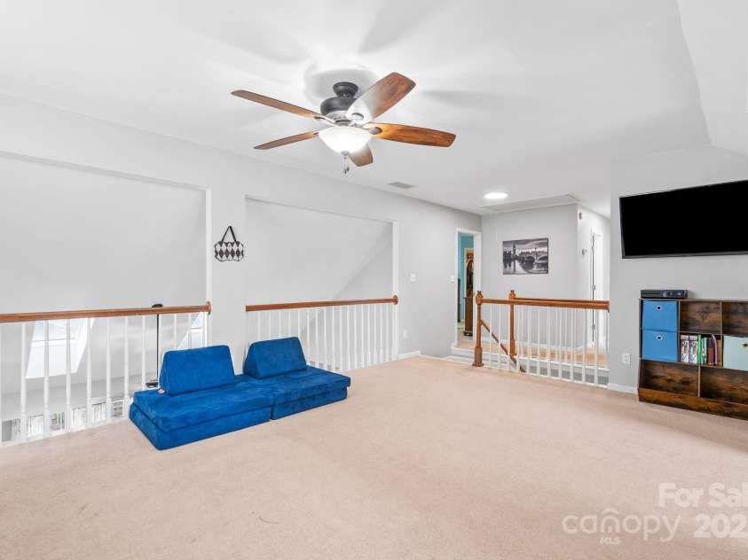 401 Silver Maple Court, Fletcher, NC 28732.  MLS# CAR4225448, YatesRealty ID 15472. 