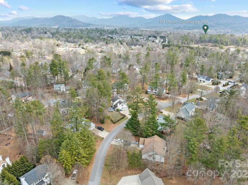 401 Silver Maple Court, Fletcher, NC 28732.  MLS# CAR4225448, YatesRealty ID 15472. 