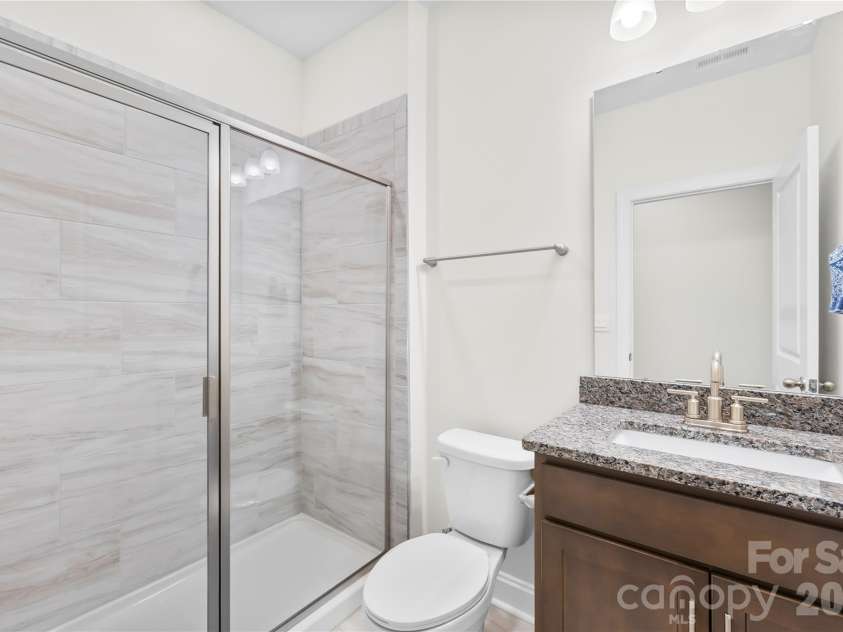 4539 Plicata Drive, Fort Mill, SC 29707.  MLS# CAR4360858, YatesRealty ID 15476. Guest Bath