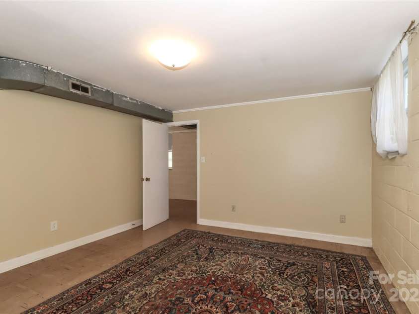 805 Waverly Place, Statesville, NC 28677.  MLS# CAR4254017, YatesRealty ID 15478. 