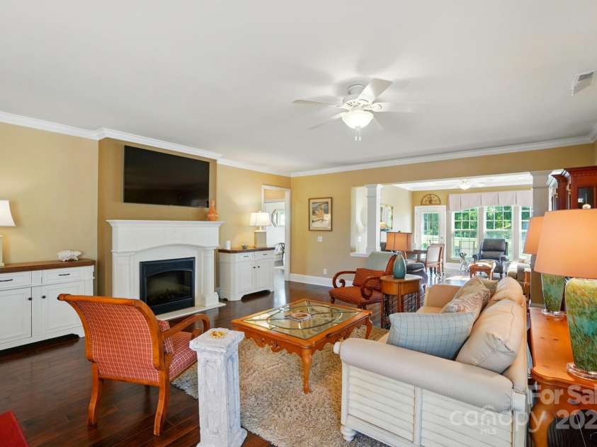 1974 Links View Drive, Fort Mill, SC 29707.  MLS# CAR4263175, YatesRealty ID 15480. 