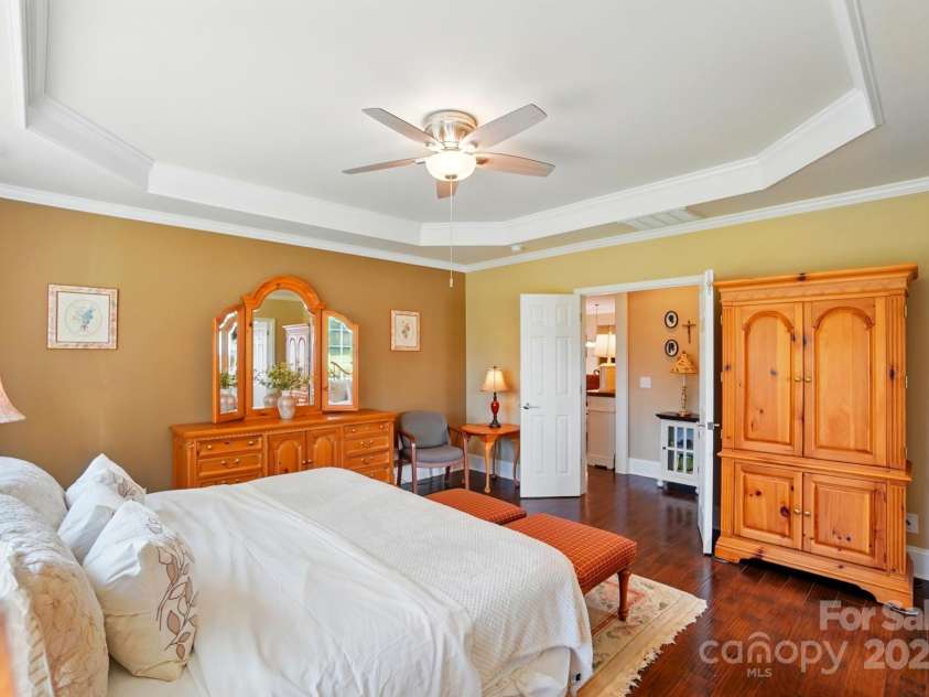 1974 Links View Drive, Fort Mill, SC 29707.  MLS# CAR4263175, YatesRealty ID 15480. 
