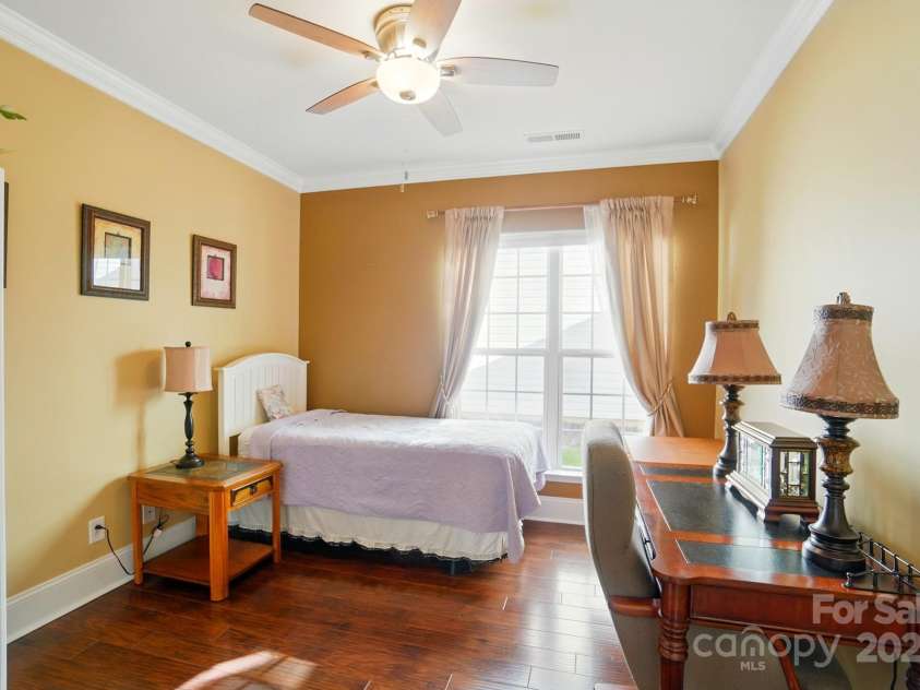 1974 Links View Drive, Fort Mill, SC 29707.  MLS# CAR4263175, YatesRealty ID 15480. 