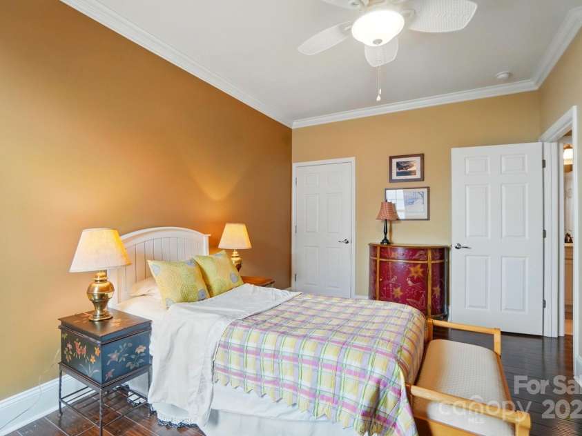 1974 Links View Drive, Fort Mill, SC 29707.  MLS# CAR4263175, YatesRealty ID 15480. 