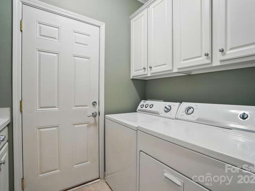1974 Links View Drive, Fort Mill, SC 29707.  MLS# CAR4263175, YatesRealty ID 15480. 