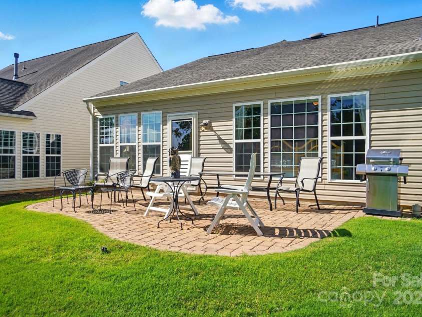 1974 Links View Drive, Fort Mill, SC 29707.  MLS# CAR4263175, YatesRealty ID 15480. 