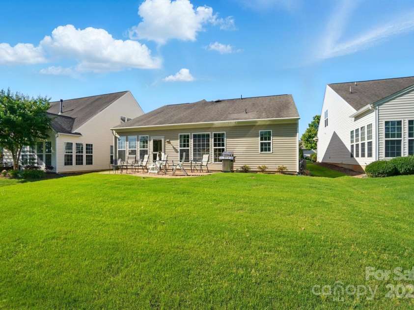 1974 Links View Drive, Fort Mill, SC 29707.  MLS# CAR4263175, YatesRealty ID 15480. 
