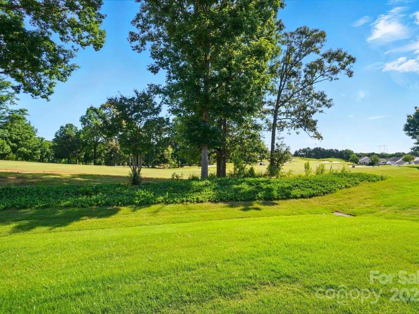 1974 Links View Drive, Fort Mill, SC 29707.  MLS# CAR4263175, YatesRealty ID 15480. 