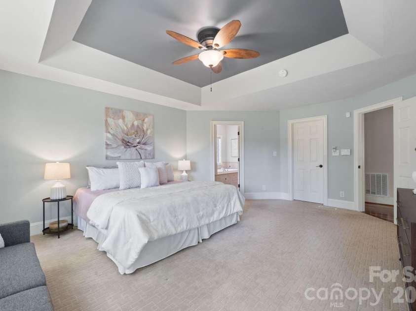 3083 Three Wood Drive, Denver, NC 28037.  MLS# CAR4372412, YatesRealty ID 15481. 