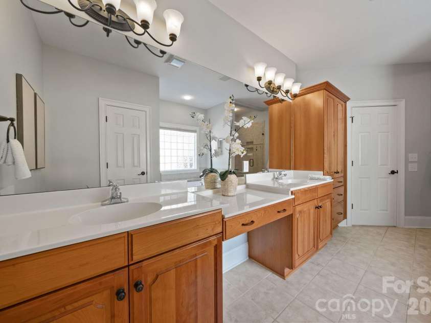 3083 Three Wood Drive, Denver, NC 28037.  MLS# CAR4372412, YatesRealty ID 15481. 