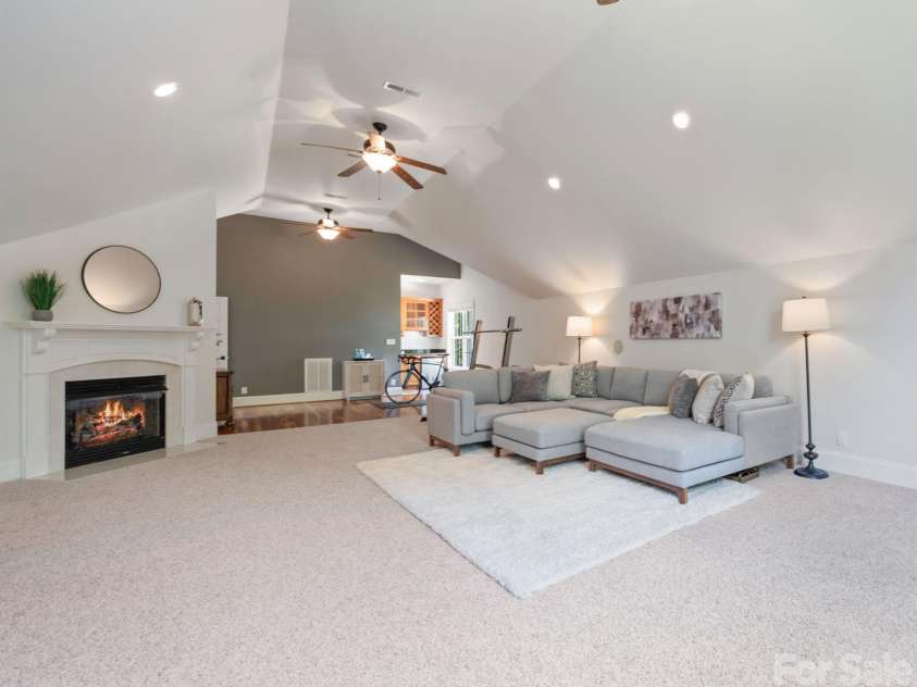 3083 Three Wood Drive, Denver, NC 28037.  MLS# CAR4372412, YatesRealty ID 15481. 