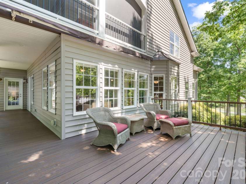 3083 Three Wood Drive, Denver, NC 28037.  MLS# CAR4372412, YatesRealty ID 15481. 