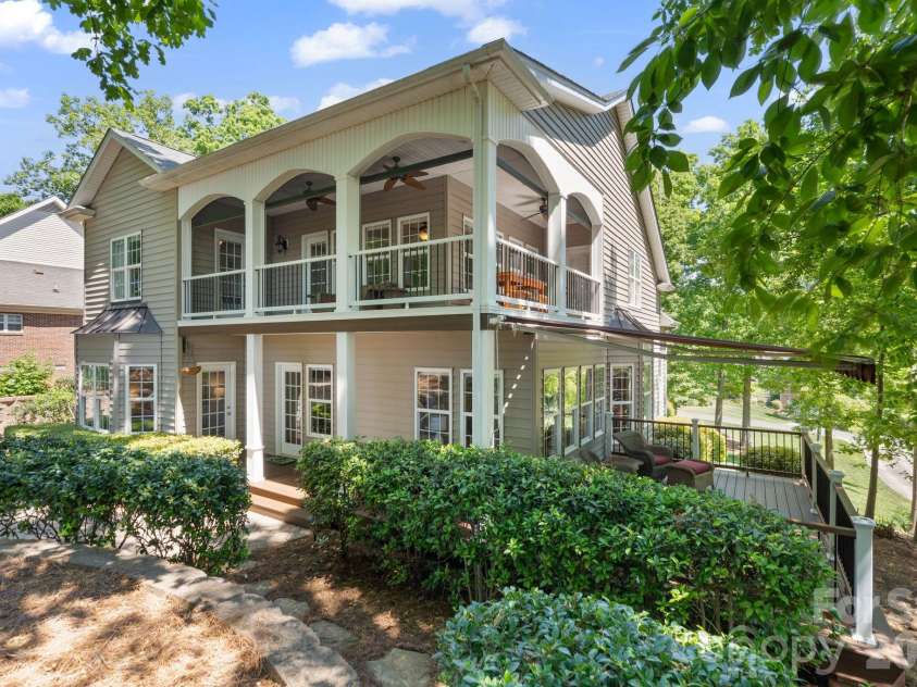 3083 Three Wood Drive, Denver, NC 28037.  MLS# CAR4372412, YatesRealty ID 15481. 