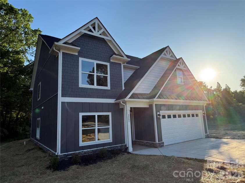 2902 Sweetgrass Lane, Monroe, NC 28112.  MLS# CAR4359298, YatesRealty ID 15483. 