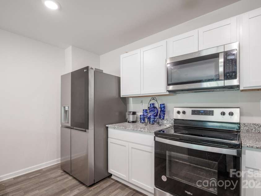 3324 Rian Drive, Lenoir, NC 28645.  MLS# CAR4249474, YatesRealty ID 15483. 