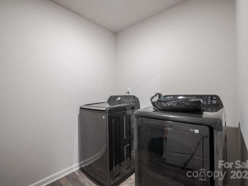 3324 Rian Drive, Lenoir, NC 28645.  MLS# CAR4249474, YatesRealty ID 15483. 