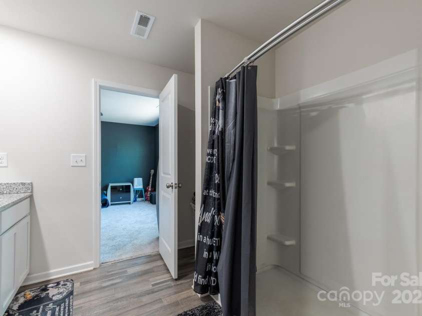 3324 Rian Drive, Lenoir, NC 28645.  MLS# CAR4249474, YatesRealty ID 15483. 