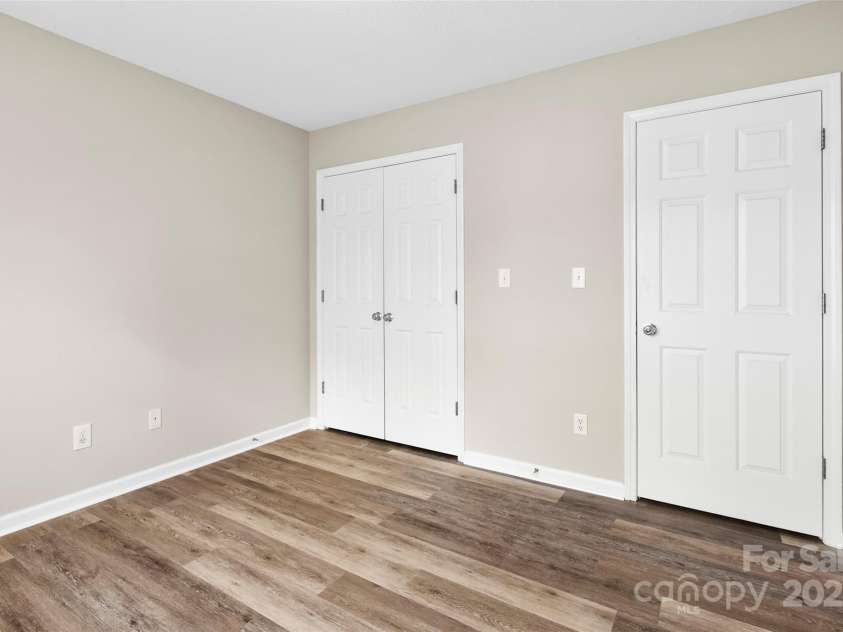 370 Running Briar Road, Fletcher, NC 28732.  MLS# CAR4262978, YatesRealty ID 15484. Bedroom closet