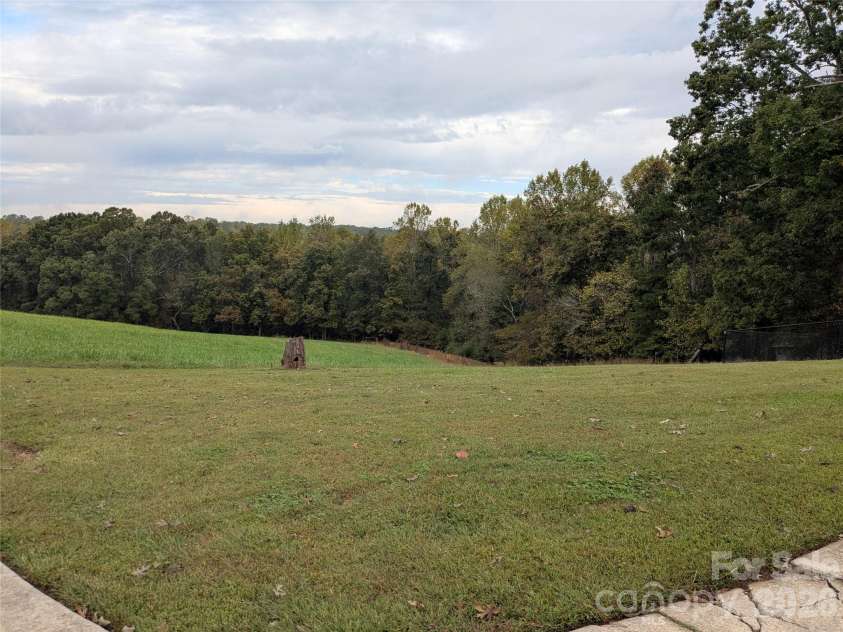 507 Bethlehem Road, Kings Mountain, NC 28086.  MLS# CAR4308747, YatesRealty ID 15484. 