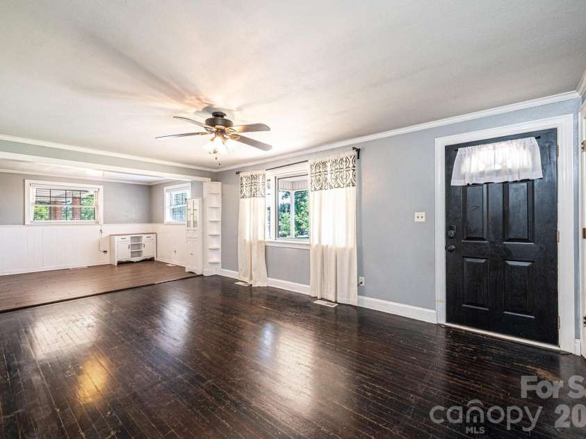 2984 Lutz Boulevard, Newton, NC 28658.  MLS# CAR4372809, YatesRealty ID 15485. 