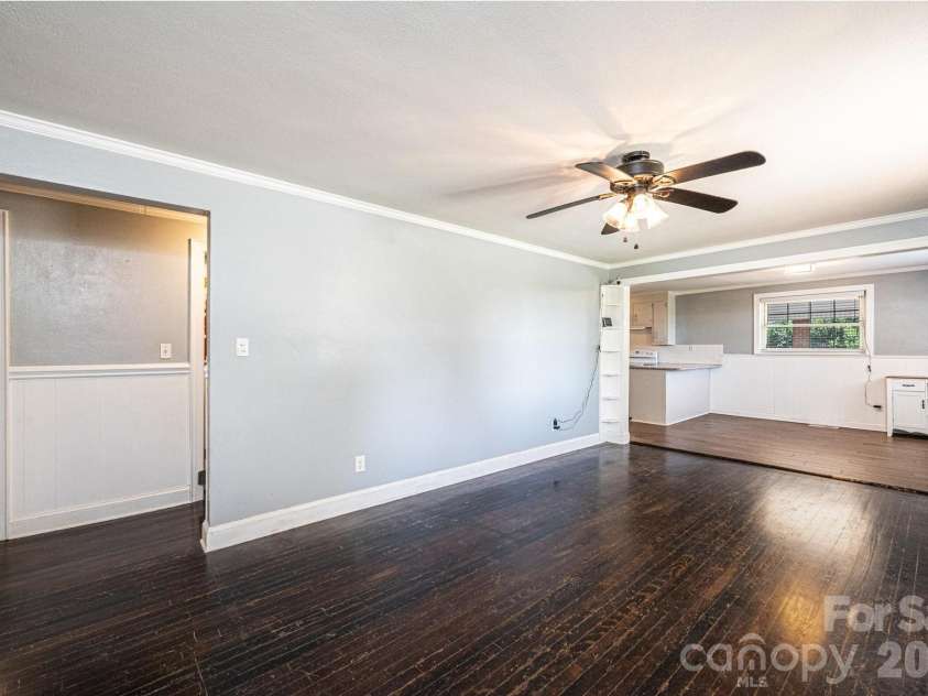 2984 Lutz Boulevard, Newton, NC 28658.  MLS# CAR4372809, YatesRealty ID 15485. 