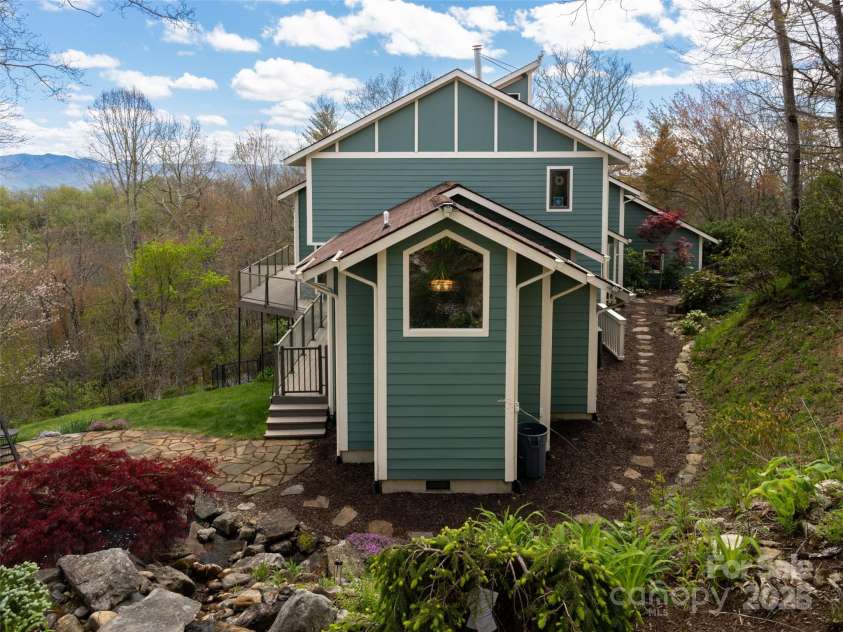 4344 Eagles Nest Road, Waynesville, NC 28786.  MLS# CAR4261425, YatesRealty ID 15485. ARCHITECTURE  - SIDE OF HOUSE