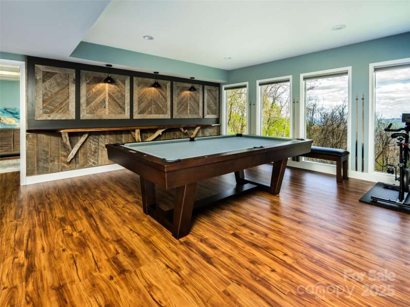 4344 Eagles Nest Road, Waynesville, NC 28786.  MLS# CAR4261425, YatesRealty ID 15485. CUSTOM WOODWORK WALL COVERING