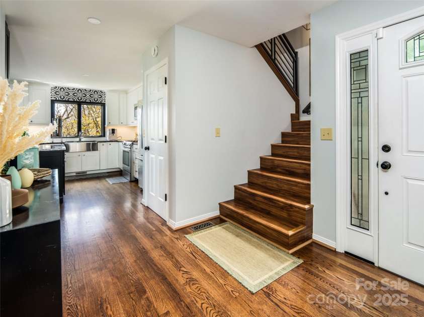 4344 Eagles Nest Road, Waynesville, NC 28786.  MLS# CAR4261425, YatesRealty ID 15485. ENTRY FOYER ON MAIN LEVEL