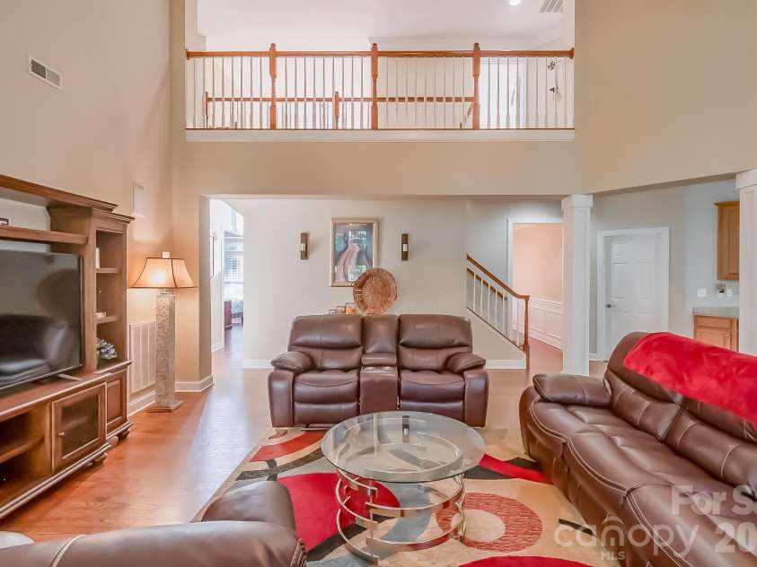 124 Whiterock Drive, Mount Holly, NC 28120.  MLS# CAR4373634, YatesRealty ID 15486. 