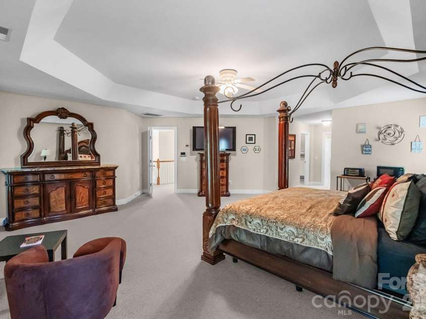 124 Whiterock Drive, Mount Holly, NC 28120.  MLS# CAR4373634, YatesRealty ID 15486. 