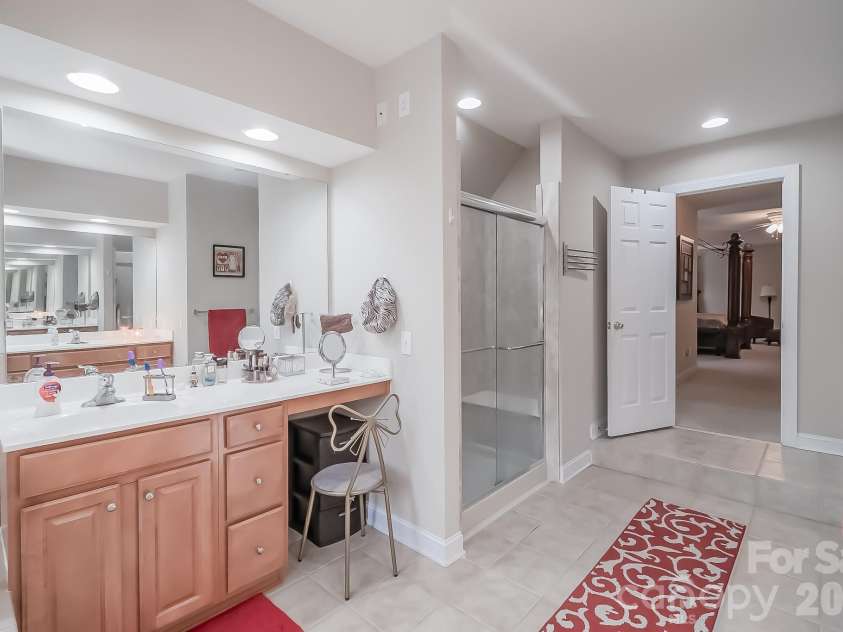 124 Whiterock Drive, Mount Holly, NC 28120.  MLS# CAR4373634, YatesRealty ID 15486. 
