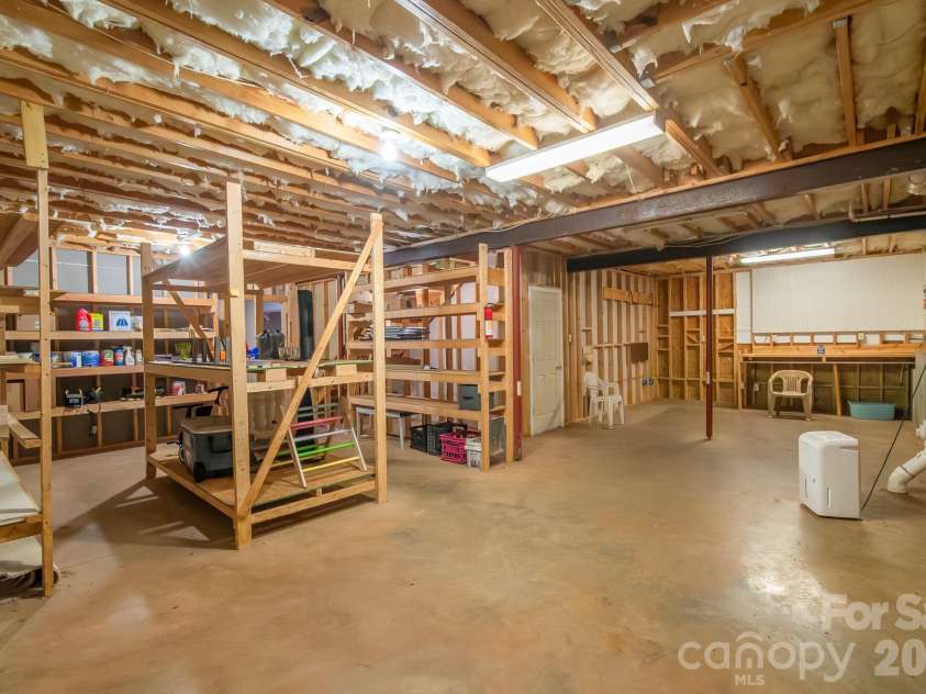124 Whiterock Drive, Mount Holly, NC 28120.  MLS# CAR4373634, YatesRealty ID 15486. 