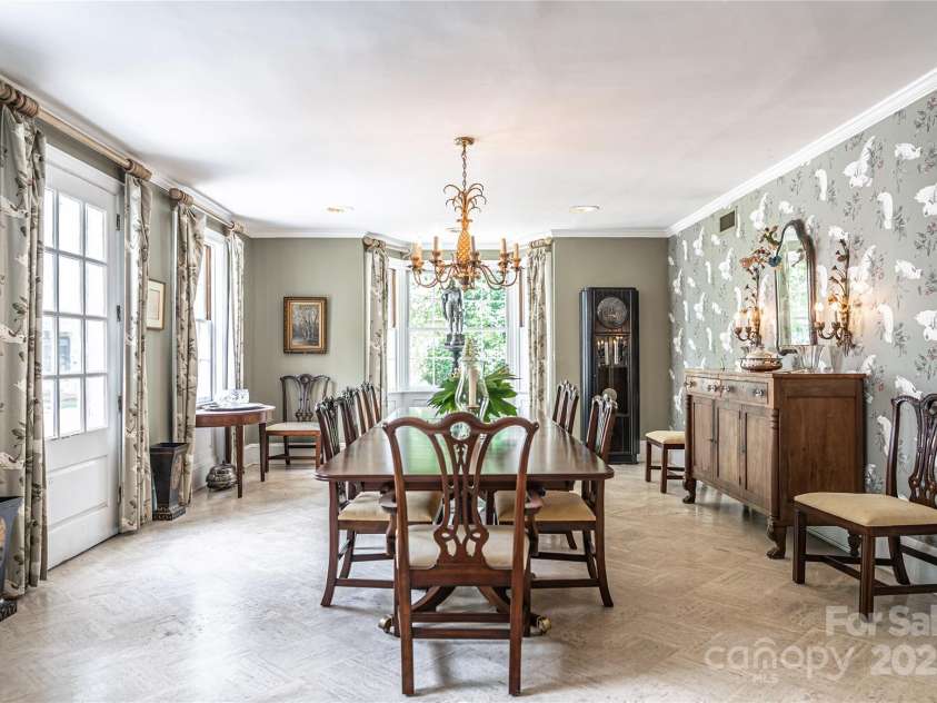 308 prince Street, Laurinburg, NC 28352.  MLS# CAR4264120, YatesRealty ID 15486. 