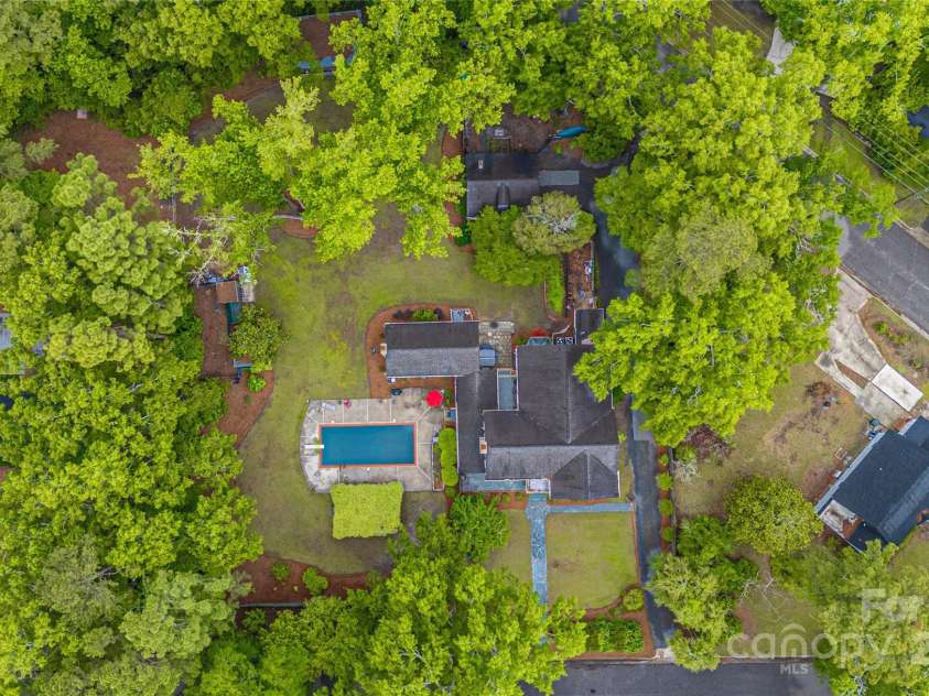 308 prince Street, Laurinburg, NC 28352.  MLS# CAR4264120, YatesRealty ID 15486. 