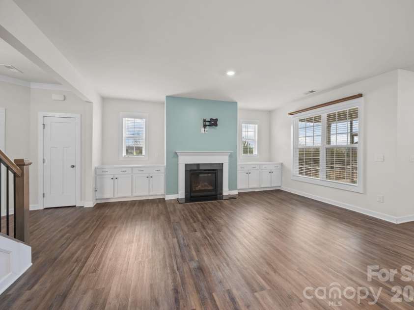 19823 Davidson Concord Road, Davidson, NC 28036.  MLS# CAR4347655, YatesRealty ID 15487. 
