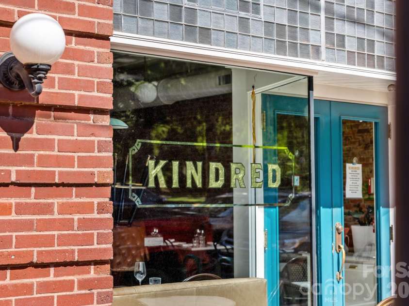 19823 Davidson Concord Road, Davidson, NC 28036.  MLS# CAR4347655, YatesRealty ID 15487. Beautiful Downtown Davidson is so close by!