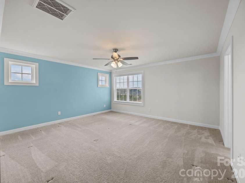 19823 Davidson Concord Road, Davidson, NC 28036.  MLS# CAR4347655, YatesRealty ID 15487. Primary bedroom