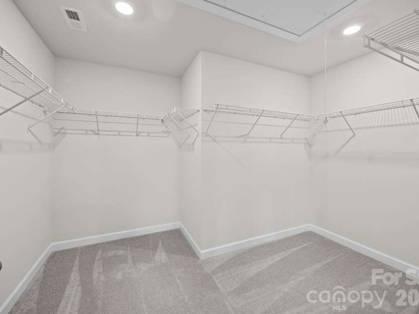19823 Davidson Concord Road, Davidson, NC 28036.  MLS# CAR4347655, YatesRealty ID 15487. Very large primary closet