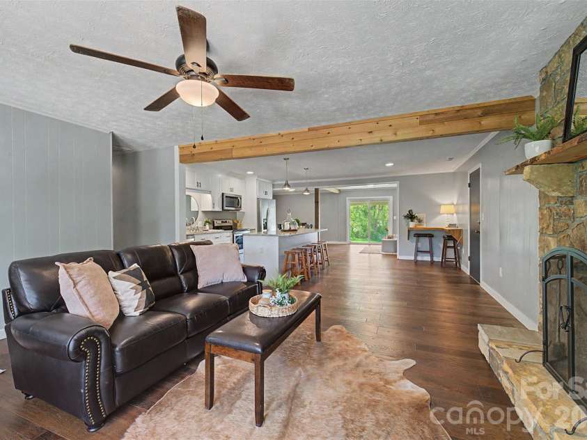 160 Canter Lane, Sylva, NC 28779.  MLS# CAR4374470, YatesRealty ID 15488. 