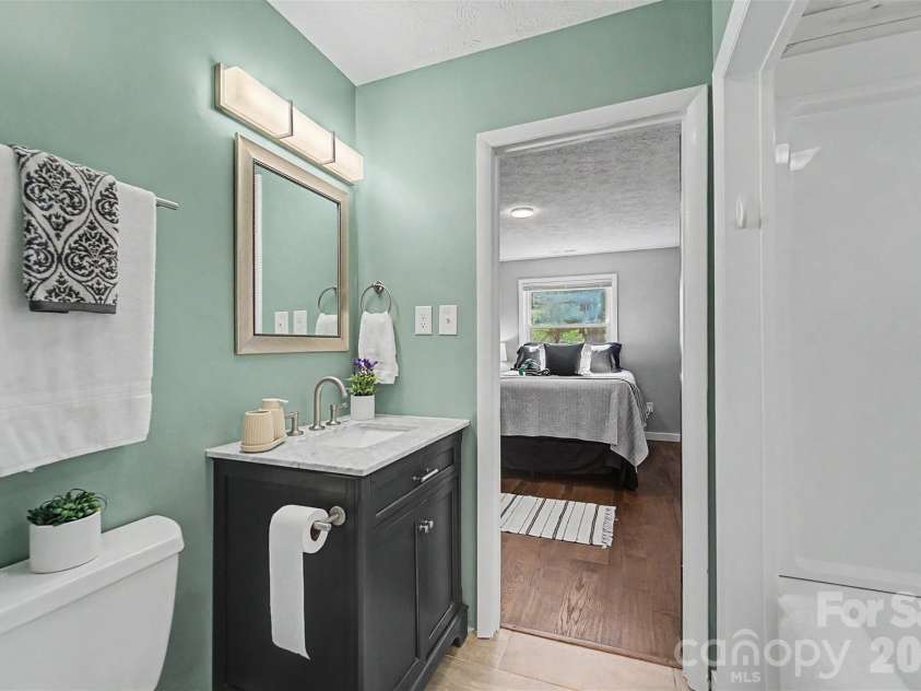 160 Canter Lane, Sylva, NC 28779.  MLS# CAR4374470, YatesRealty ID 15488. 