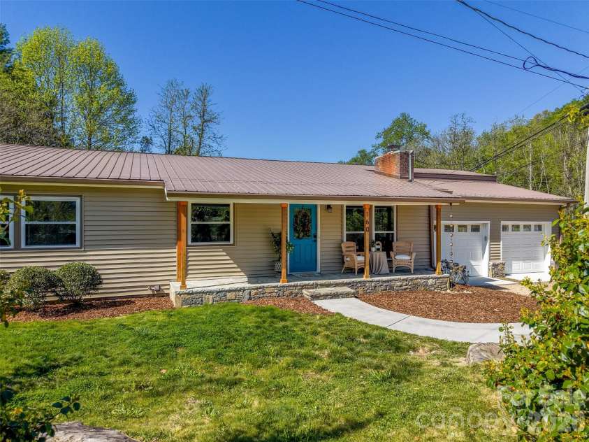 160 Canter Lane, Sylva, NC 28779.  MLS# CAR4374470, YatesRealty ID 15488. 