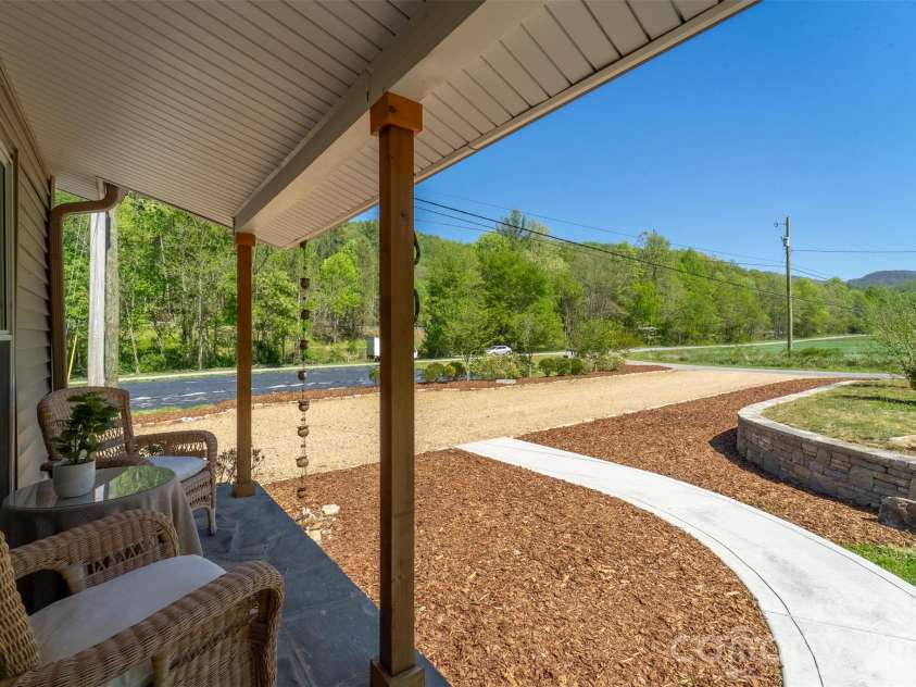 160 Canter Lane, Sylva, NC 28779.  MLS# CAR4374470, YatesRealty ID 15488. 
